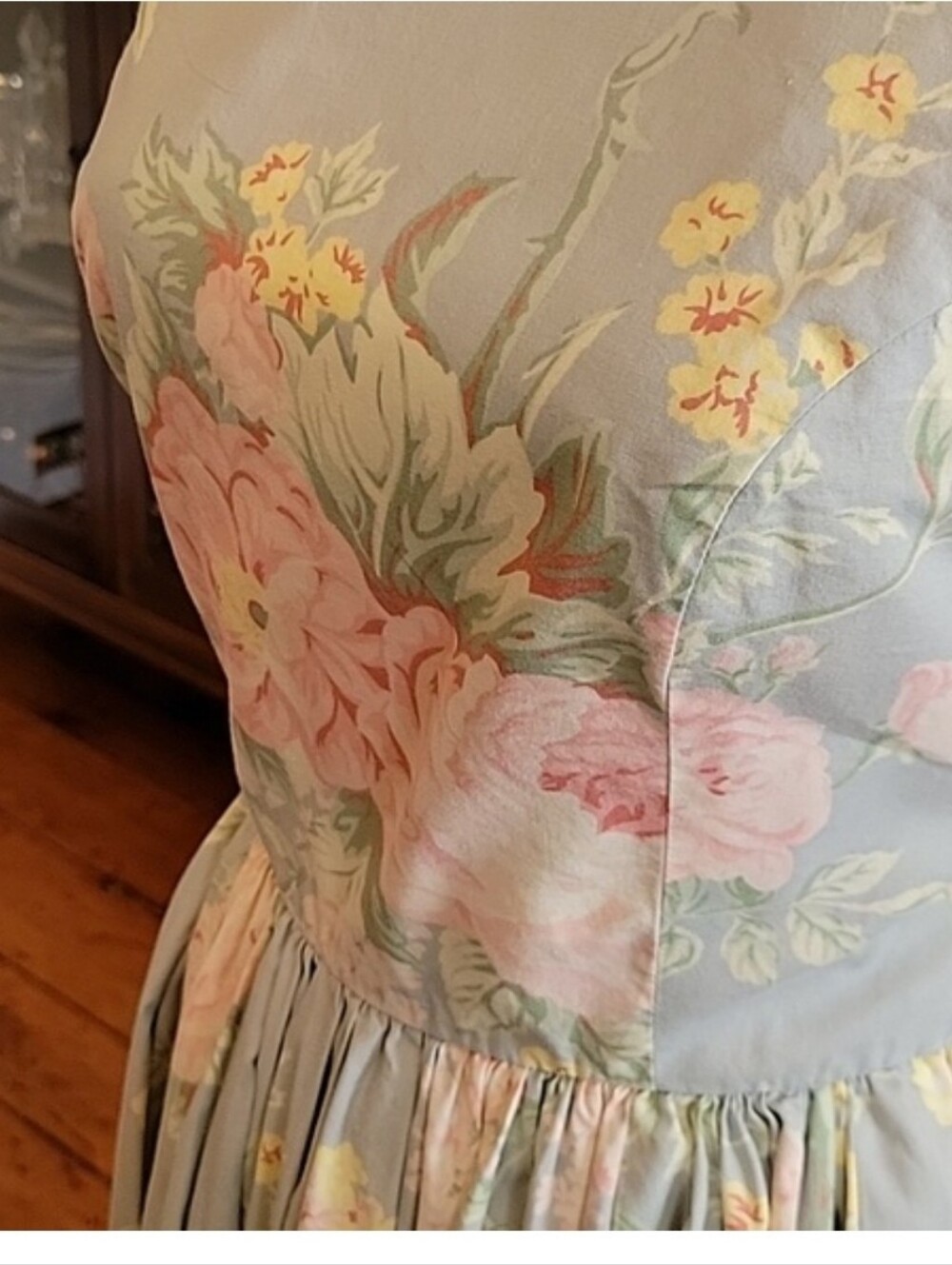 80's Bananna Republic Floral Dress - Picture 6 of 9